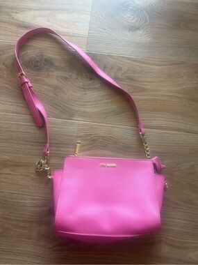 Steve Madden BLEXI Hot Pink Crossbody Bag with Gold Hardware
